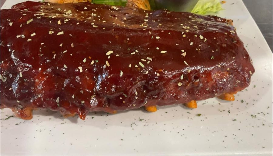 Barbecued St. Louis style ribs